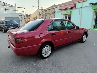 Mercedes-Benz: Mercedes-Benz C-Class: 1.8 l | 1995 il Sedan — 2