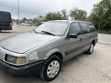 куплю volkswagen b3: Volkswagen Passat: 1991 г., 1.8 л, Механика, Бензин, Универсал
