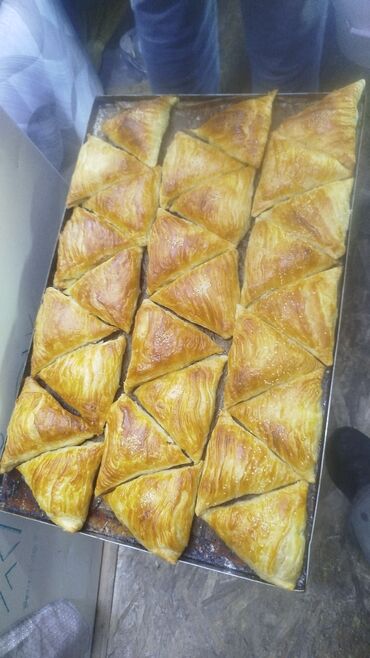 пекарь бишкек: Слаеное самса жасаганы тунку сменага бала керек.акчасы кунуно толонот