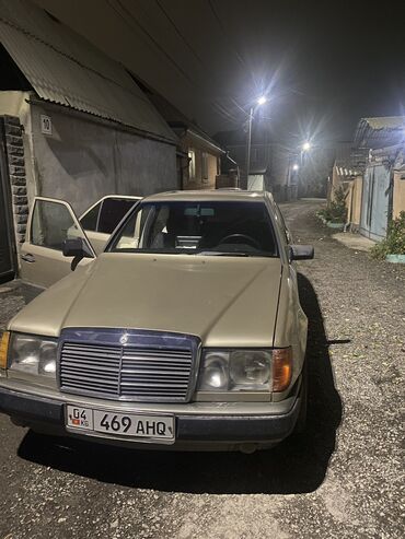 с класс 220: Mercedes-Benz 220: 1989 г., 2.6 л, Механика, Газ