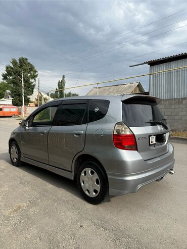 изготовление чип ключа для автомобиля: Honda Fit: 2003 г., 1.5 л, Вариатор, Бензин, Хэтчбэк