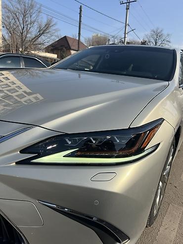 Lexus: Lexus ES: 2019 г., 2.5 л, Автомат, Гибрид, Седан — 4