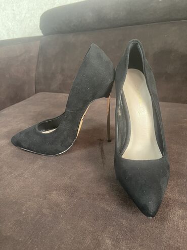черные каблуки: Туфли 35, цвет - Черный