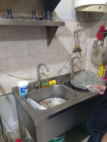 Домашний персонал и уборка: Посудомойщица требуется, Ежедневно оплата, 30-45 лет