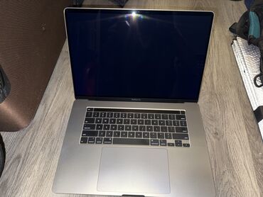 fujitsu core i3: Ноутбук, Apple, 32 ГБ ОЗУ, Intel Core i9, 16 ", Б/у, Для несложных задач, память SSD