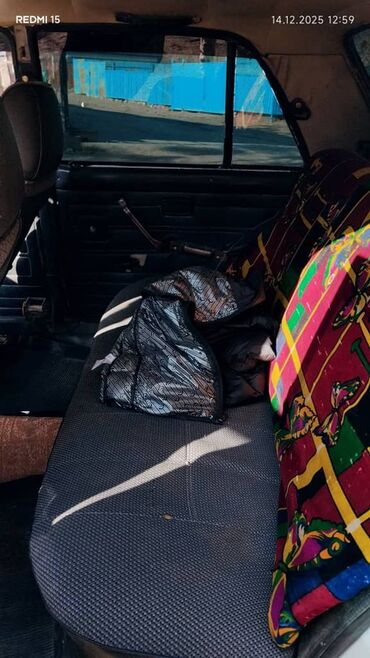 ВАЗ (ЛАДА): ВАЗ (ЛАДА) 2107: 2004 г., 1.6 л, Механика, Бензин, Седан — 7