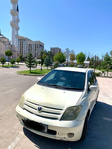 toyota ist 1 5: Toyota ist: 2003 г., 1.5 л, Автомат, Газ, Хэтчбэк