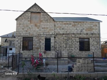 Həyət evləri və villaların satışı: 4 otaqlı, 100 kv. m, Kredit yoxdur, Təmirsiz