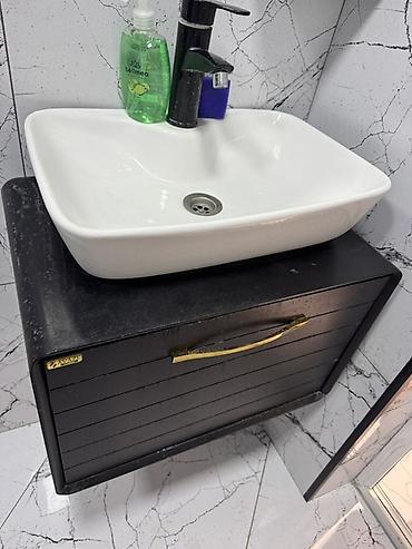 тумба для мойки: Hamam üçün asma mebel dəsti 100azn Tərkib: - Kvadrat formalı divar — 6