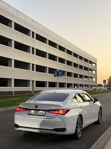 лобовое стекло матиз: Lexus ES: 2022 г., 2.5 л, Автомат, Гибрид, Седан — 5