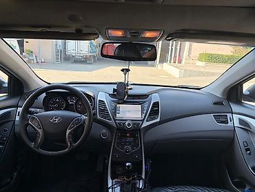 Hyundai: Hyundai Elantra: 1.8 l | 2015 il Sedan — 6