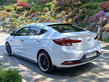 sprinter bazar: Hyundai Elantra: 2019 г., 1.6 л, Бензин, Седан — 2
