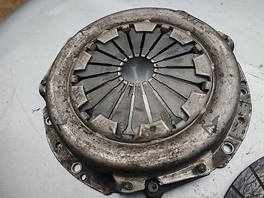 auspuh za auto: Korpa i lamela Lada 21214 Niva fi 215mm-Valeo- br.2. Polovno, ocuvano — 6
