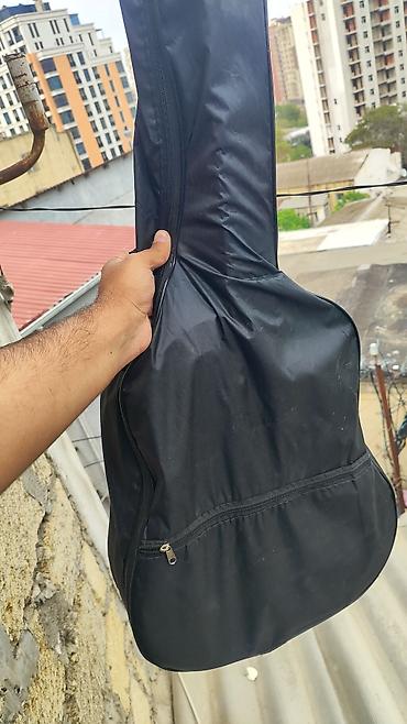 ikinci el gitara: Klassik gitara, İşlənmiş, Rayonlara çatdırılma, Ünvandan götürmə, Ödənişli çatdırılma — 7