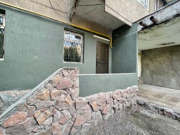 балыкчы аренда: Сдаю офис 35м2 в центре города