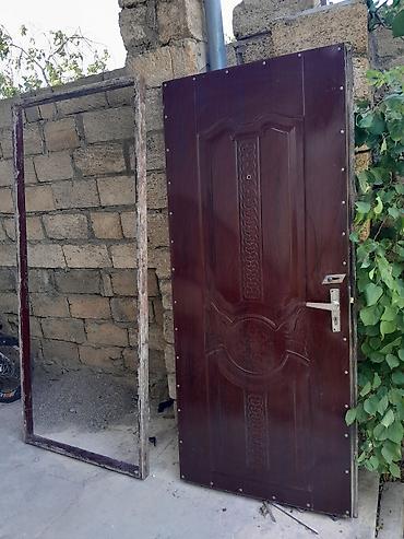 qabilar: İşlənmiş Giriş qapısı Çərçivə ilə, Zəmanətsiz, Ödənişli quraşdırma, Ünvandan götürmə — 4