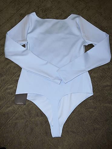 svečani kompleti za punije dame: Nike W NK DF LS BODYSUIT vel. M NOVO
HQ — 7