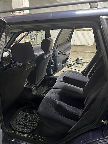 Volkswagen: Volkswagen Passat: 1994 г., 2 л, Механика, Бензин, Универсал — 10
