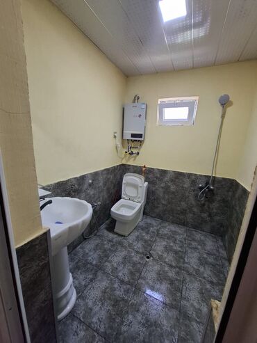 Uzunmüddətli kirayə mənzillər: Mebel və texnika ilə təchiz olunmuş geniş ev. - Plan: uzun geniş — 13