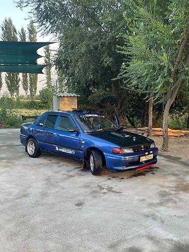 srv 3: Mazda 323: 1992 г., Седан — 4