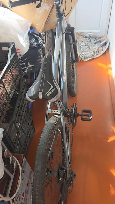 Dağ velosipedləri: MTB tipli dağ velosipedi – BTMX Xüsusiyyətlər: - Güclü alüminium — 4