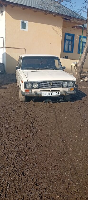 215 75 16 c: VAZ (LADA) : 0.3 l | 1987 il 150 km Sedan