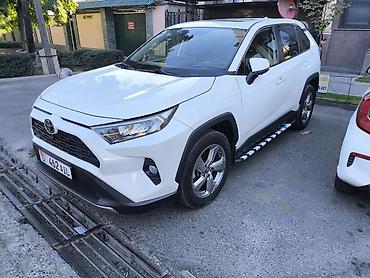 Toyota RAV4: 2020 г., Бензин, Кроссовер
