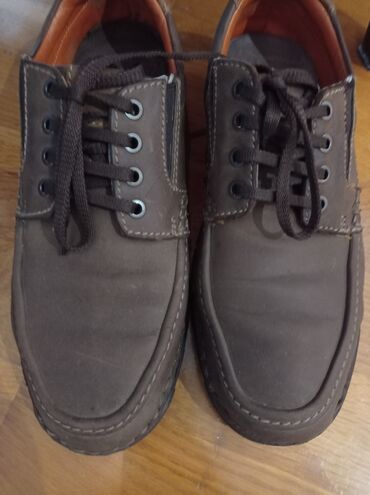 muške zimske čizme: Muške kožne cipele bez oštećenja nošene par meseci jako udobne broj 41