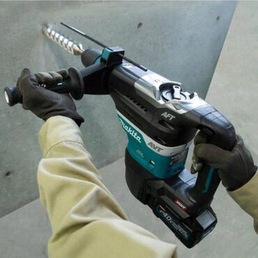 mehanizam za rotirajuce daske: Makita Akumulatorski Bušilica-Čekić 40V HR005GZ 🔧 GARANCIJA: 3 GODINE
