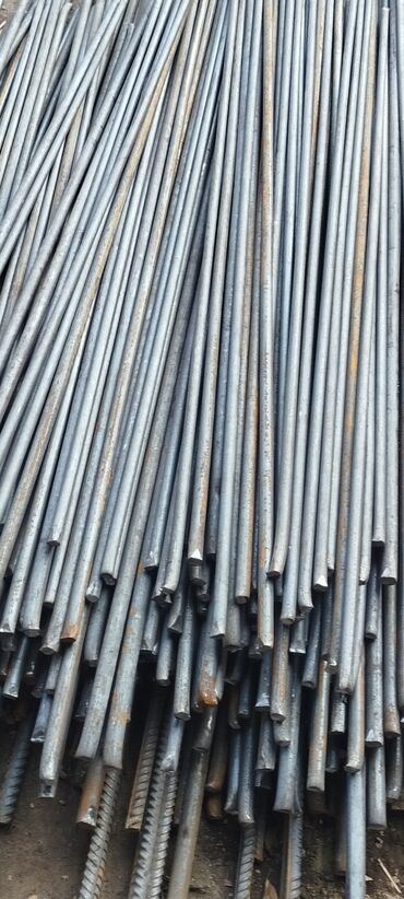 болты на кабан: Стальные штыри/шпильки .кругляк