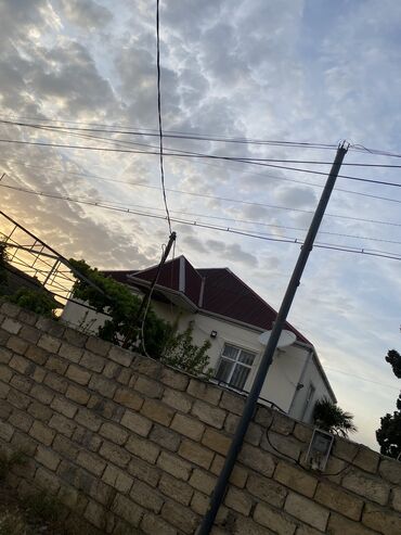 mərdəkanda kirayə həyət evləri: Bakı, Novxanı, 124 kv. m, 3 otaqlı, Hovuzsuz, Qaz, İşıq, Su