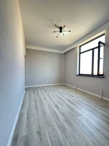 дом хай тек в реальной жизни: 1 комната, 40 м², Индивидуалка, 3 этаж, Евроремонт