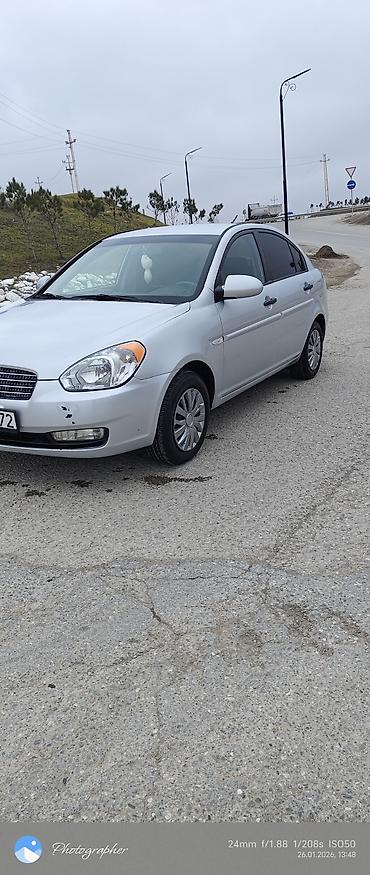 Hyundai: Hyundai Accent: 1.4 l | 2007 il Sedan — 3
