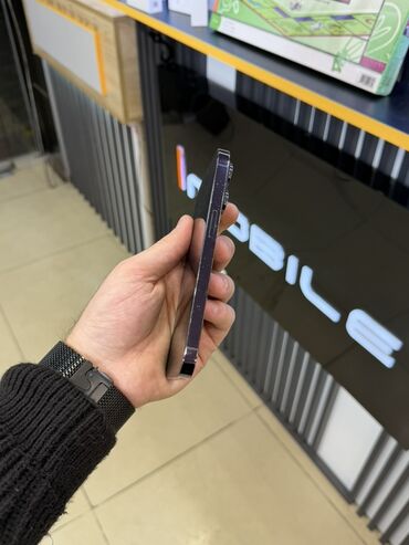 Apple iPhone: IPhone 14 Pro, 128 GB, Deep Purple, Face ID — 8