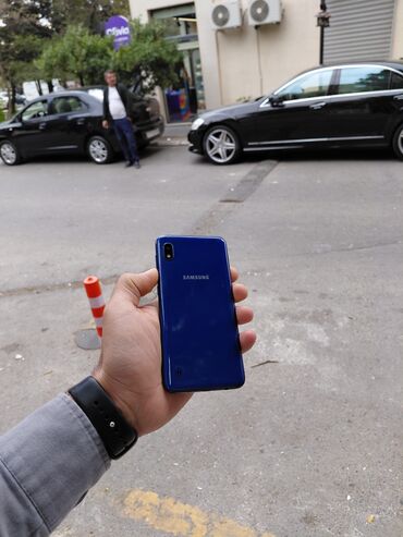 redmi note 10 s qiymeti 128 gb: Samsung Galaxy A10, 32 GB, rəng - Göy, Düyməli, Sensor, İki sim kartlı