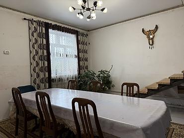 жилой городок: Продается двухэтажный жилой дом с панорамным остеклением. Планировка — 2