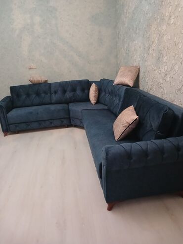 Güzgülər: Künc divan, İşlənmiş, Açılan, Bazalı