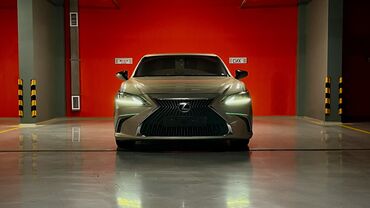 эшик ром: Lexus ES: 2019 г., 2.5 л, Вариатор, Гибрид, Седан