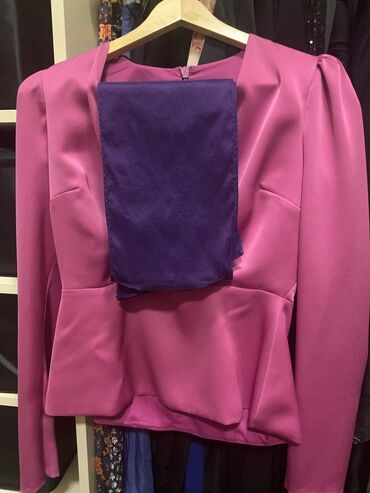 zhenskaya belaya bluza: Adl, M (EU 38), цвет - Розовый
