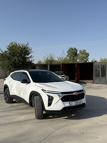 Продажа авто: Chevrolet Trax: 2023 г., 1.2 л, Автомат, Бензин, Кроссовер — 1