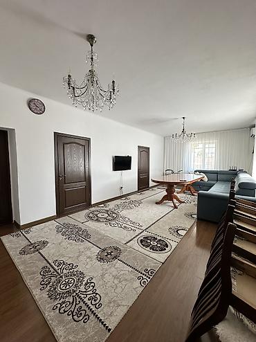 Продажа коттеджей и домов: 🏡 Продаётся участок 6.5 соток с домом (ж/м Кара-Жыгач) Участок и — 2