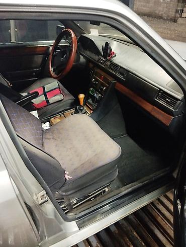 Mercedes-Benz: Mercedes-Benz W124: 1988 г., 2.5 л, Механика, Дизель, Седан — 7