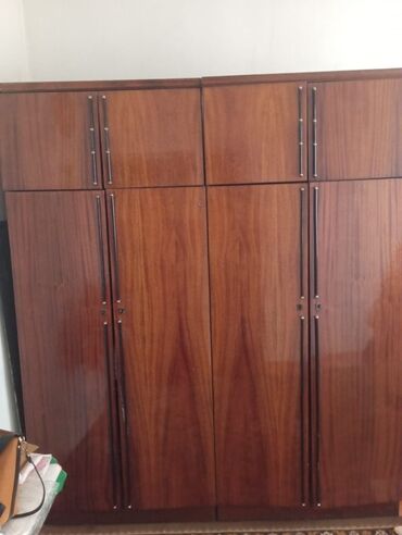 кухыный буфет: Спальный гарнитур, Шкаф, Дерево, цвет - Коричневый