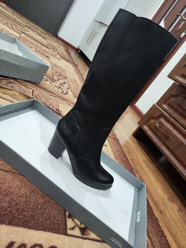 Сапоги: Сапоги, 40, Marco Tozzi, Новый, цвет - Черный, Самовывоз, Платная доставка, Бесплатная доставка at lalafo.kg — 7 Сапоги: Сапоги, 40, Marco Tozzi, Новый, цвет - Черный, Самовывоз, Платная доставка, Бесплатная доставка — 7