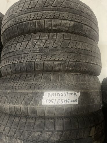 Шины: Шины 195 / 65 / R 15, Зима, Б/у, Комплект, Легковые, Япония, Bridgestone