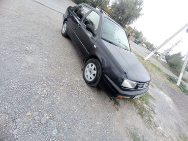 купить вольво грузовик бу: Volkswagen Vento: 1994 г., 2 л, Механика, Бензин, Седан