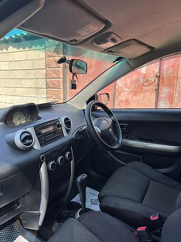 step wgn: Toyota Ist: 2002 г., 1.5 л, Автомат, Газ, Хэтчбэк — 7