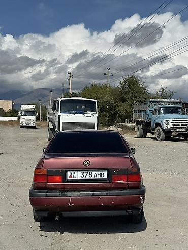 лабавой стикло: Volkswagen Vento: 1992 г., 1.8 л, Механика, Бензин, Седан — 4