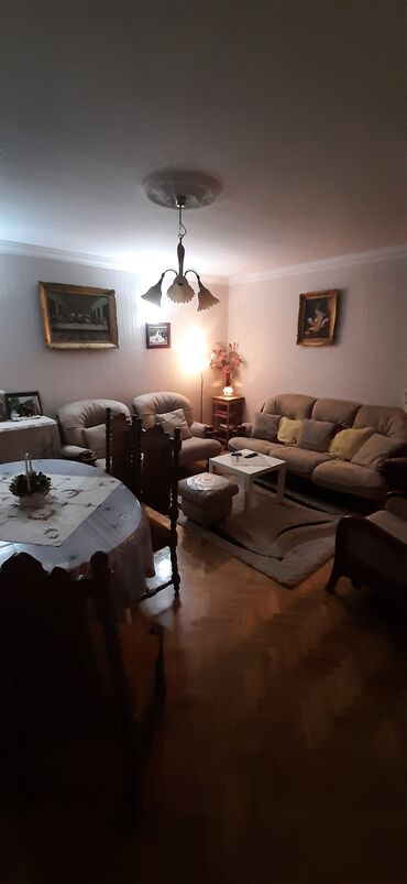 Kuće na prodaju: 290 kv. m, 6 soba — 13