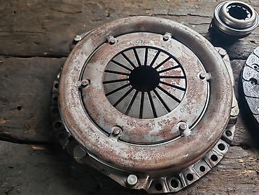 apatin auto delovi: Set kvacila Lada 2121,21213,21214 Niva,7 Riva br.1. Polovno, gotovo — 4
